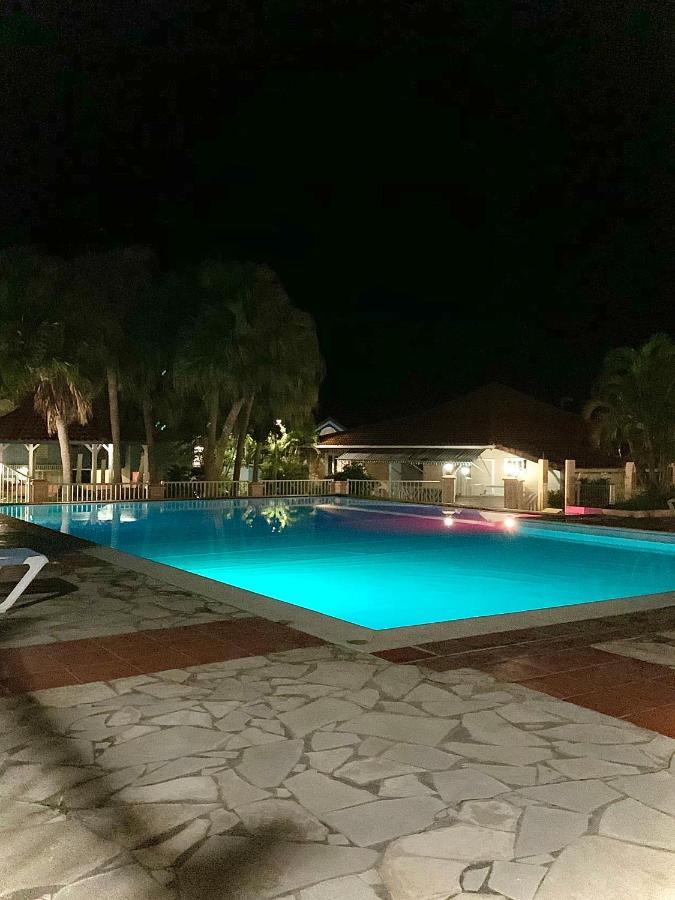 Somptueux Duplex Sur La Route Des Plages サンタンヌ エクステリア 写真